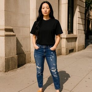 Old Navy Women’s 0 Blue Midrise Destroyed Whiskering Faded Boyfriend Denim